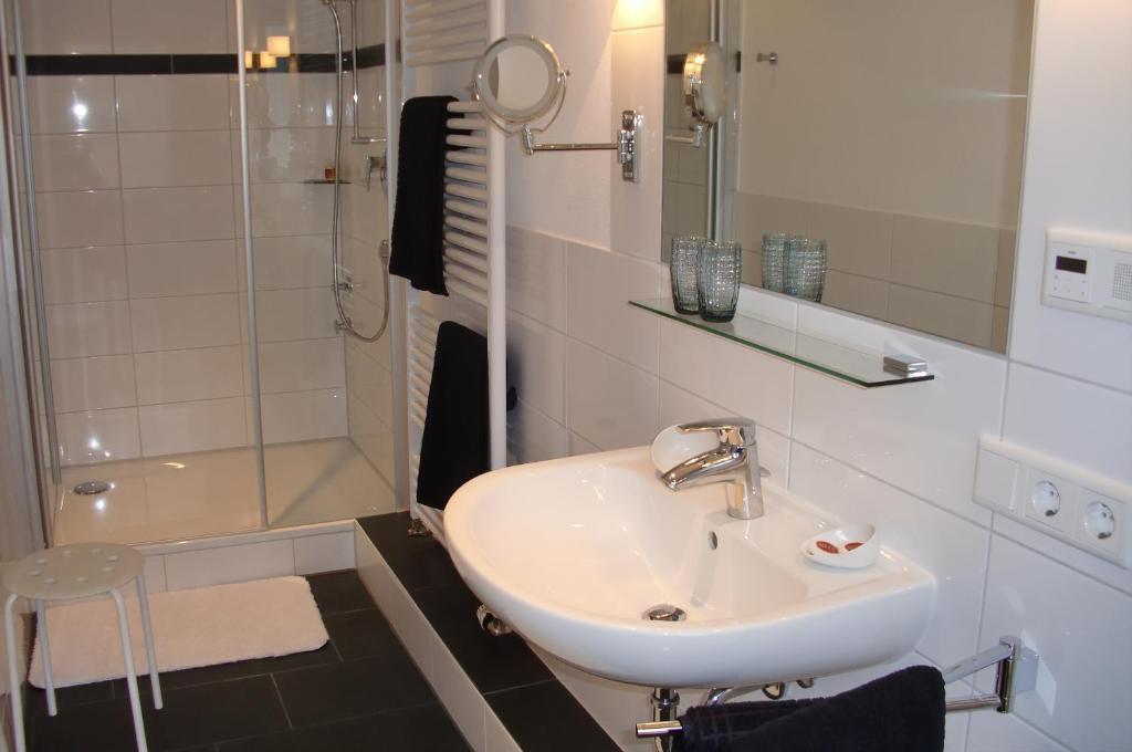 Gaestehaus Mietz Bad Neuenahr-Ahrweiler Ngoại thất bức ảnh