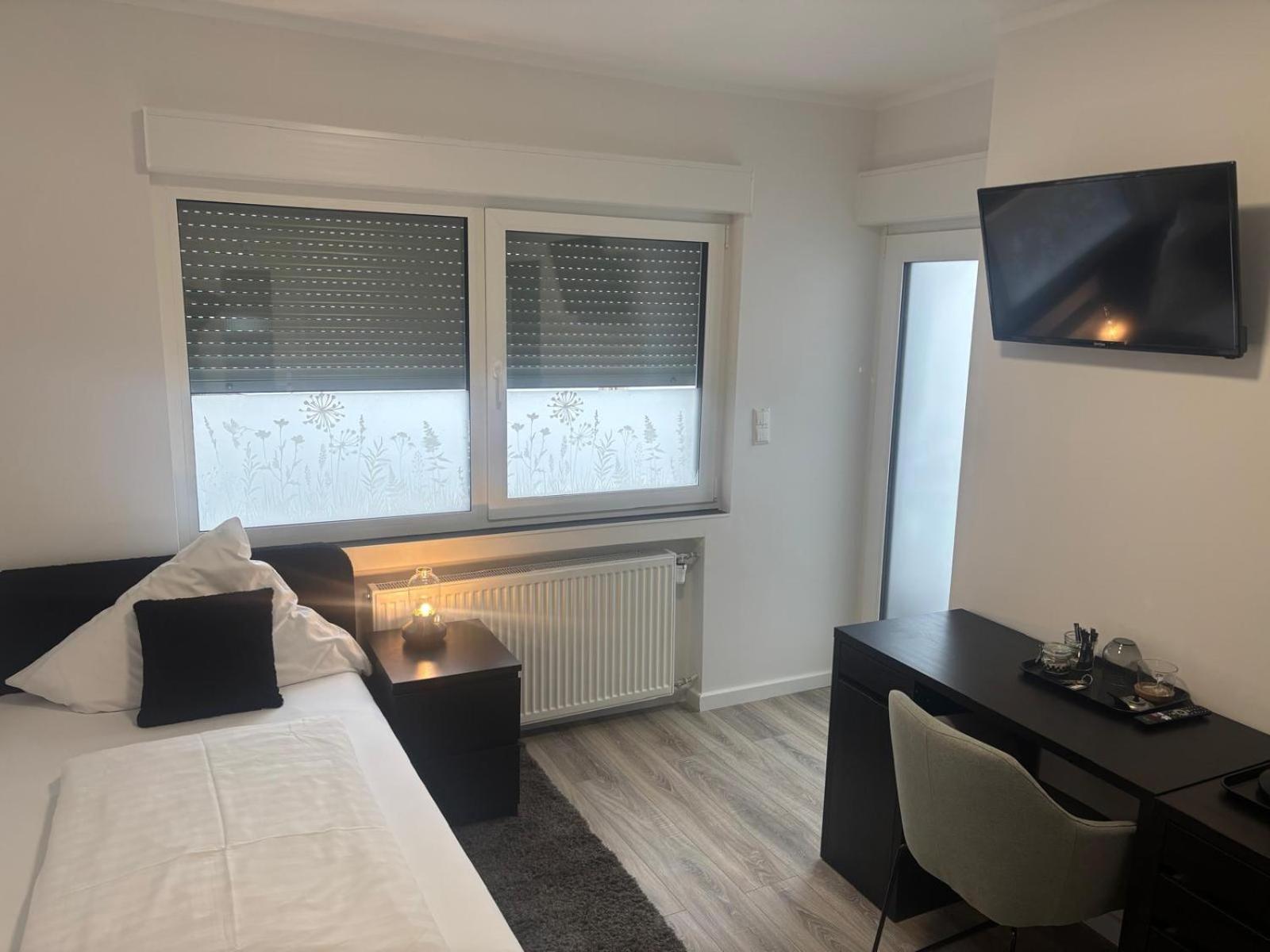 Gaestehaus Mietz Bad Neuenahr-Ahrweiler Ngoại thất bức ảnh