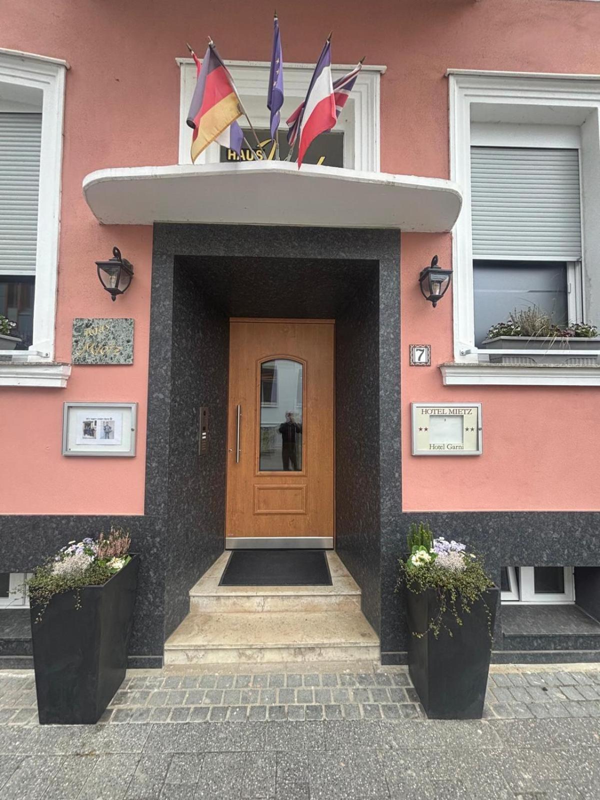 Hotel Mietz Bad Neuenahr-Ahrweiler Ngoại thất bức ảnh